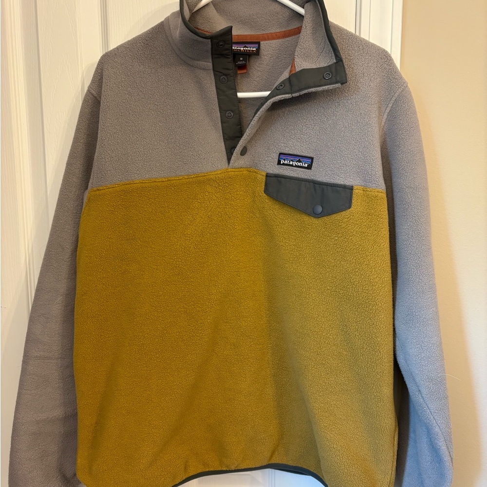 Patagonia Women’s Snap-T Fleece Pullover